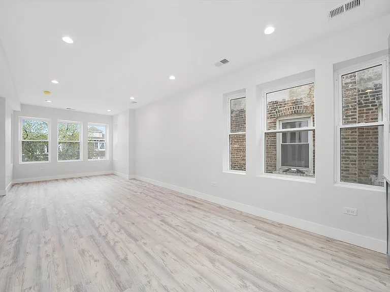 1628 S 50th Ave #3 — Photo 30