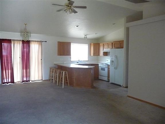 2nd image of 3210 Thistle Creek Ln