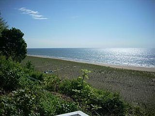 4th image of 717 N Shore Dr
