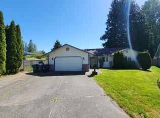 14705 Meadow Rd, Lynnwood, WA 98087