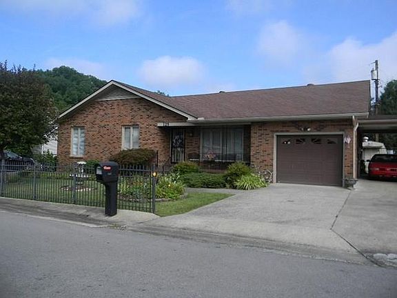2nd image of 125 Tulip St