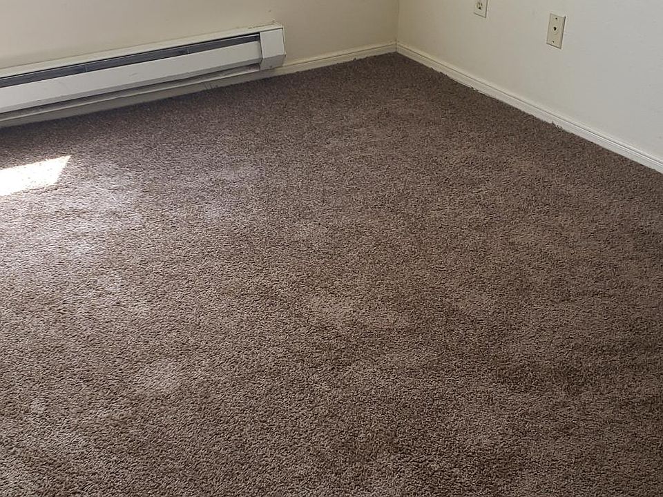 2nd image of 3119 Hillrise Dr APT D