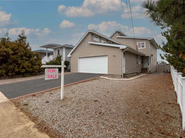 289 Westside Avenue, Freeport, NY 11520