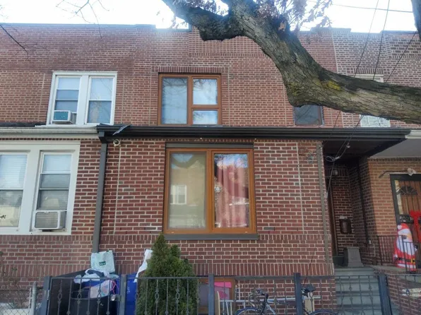 6106 60th Dr, Maspeth, NY 11378