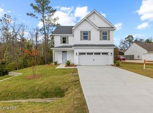 574 Poppleton Dr, Hampstead, NC 28443