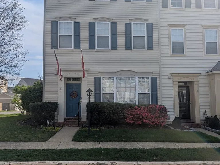 12011 Lake Baldwin Dr — Photo 1