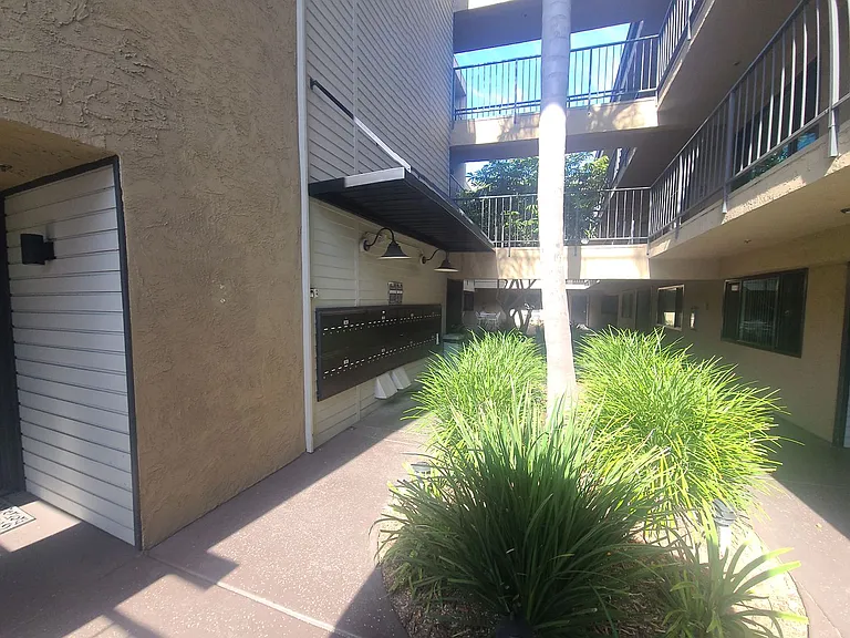 Georgia Regency Senior Apartments — Photo 10