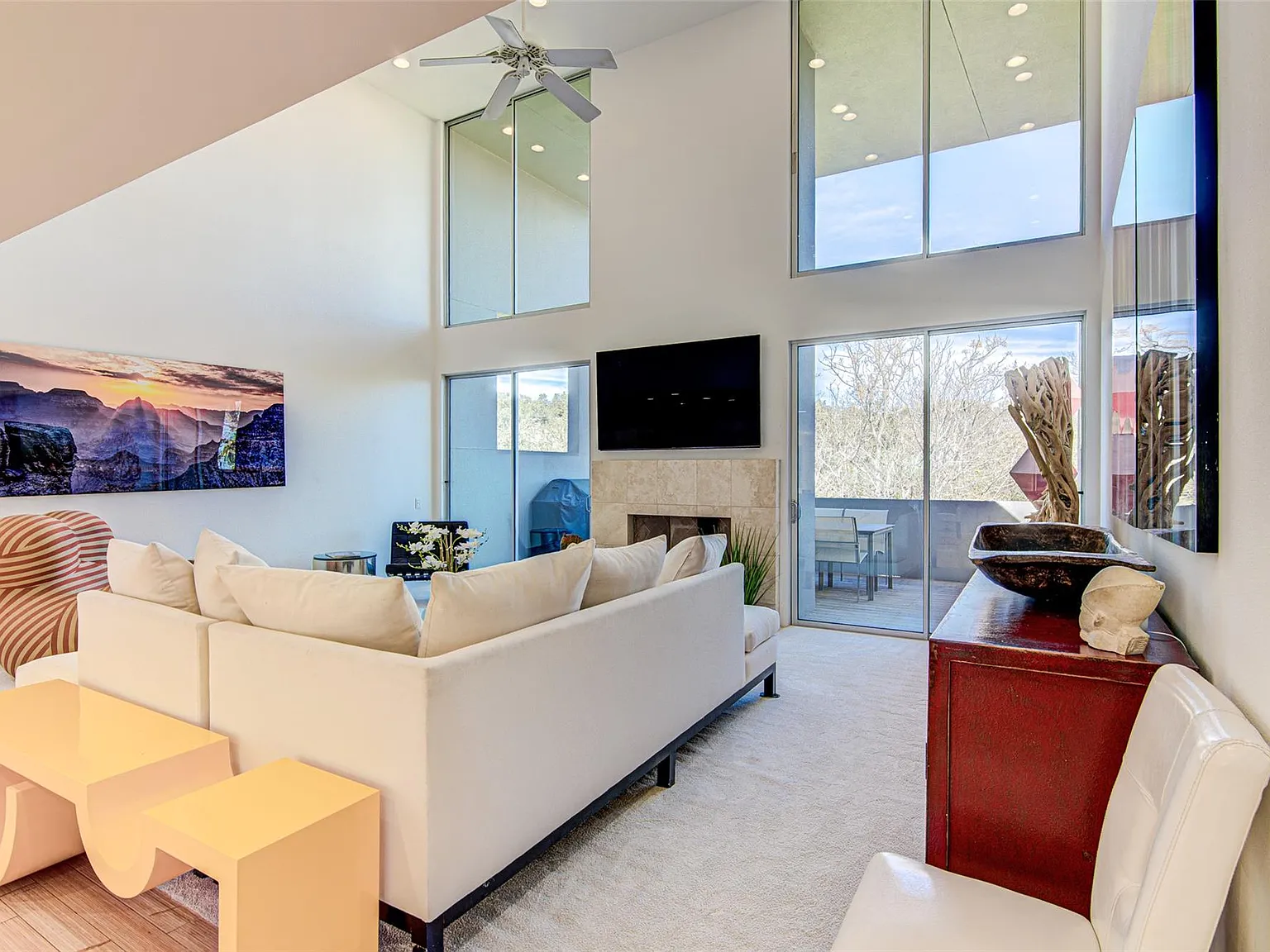 5 bed, 2.0 bath, 3500 sqft, $5,500 — Photo 4