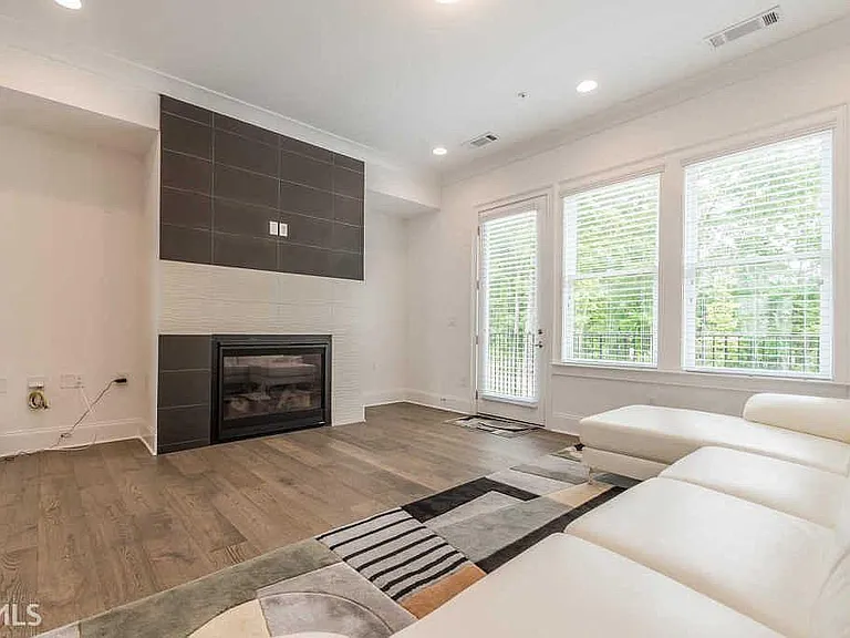 6661 Cadence Blvd — Photo 5