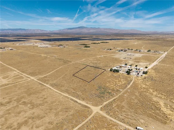 1 Astoria Ave, Rosamond, CA 93560