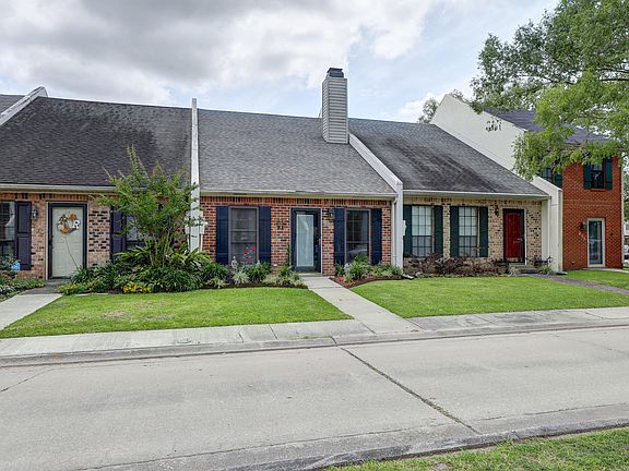 2nd image of 235 Woodland Cir