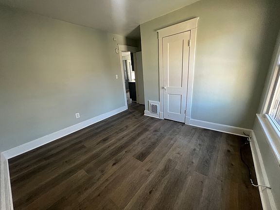 4th image of 4 Jarvis St #2