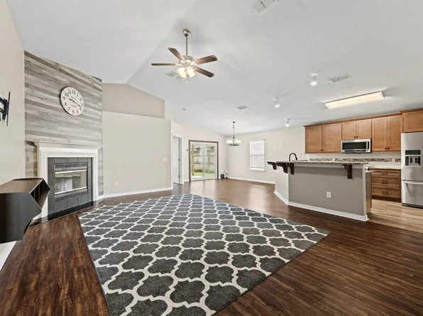 1968 Reserve Blvd, Gulf Breeze, FL 32563