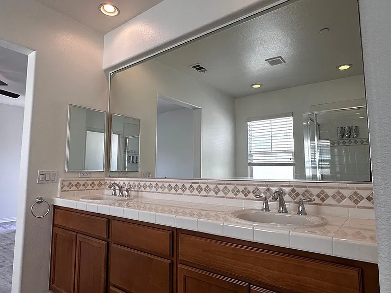 715 Nile River Dr — Photo 20