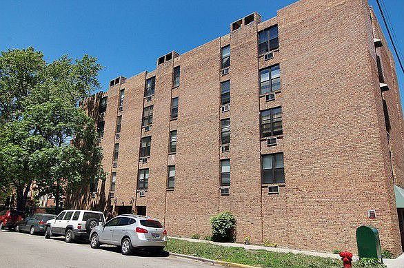 1st image of 800 W Lill Ave APT 204