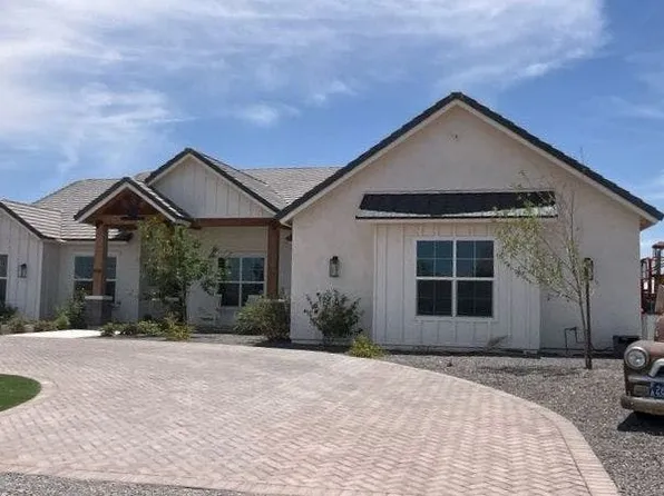 995 Lucky Ln, Queen Creek, AZ 85142