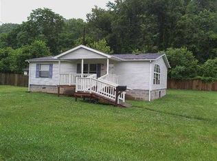 Chase St, Huntington, WV 25704