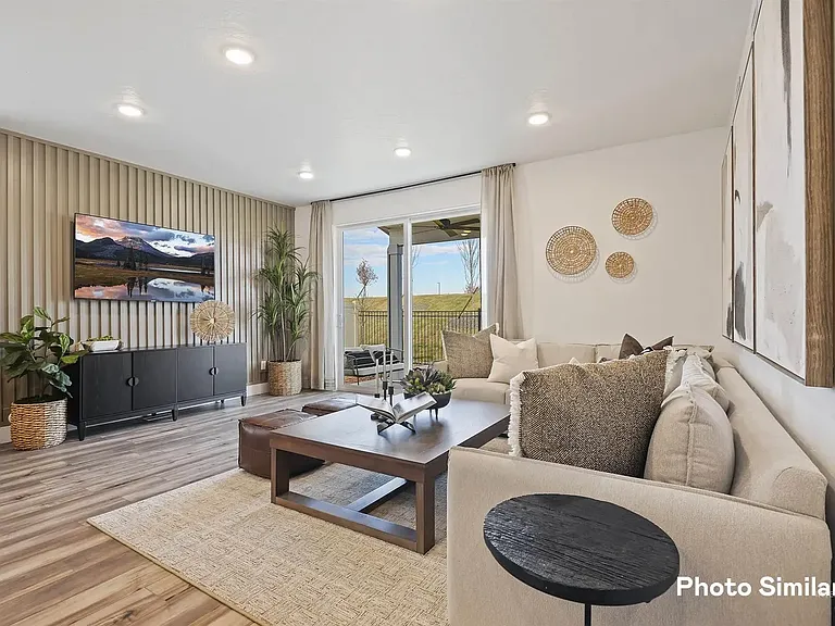1785 N Big Star Ave — Photo 3