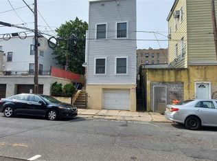 9 Stuyvesant Ave, Jersey City, NJ 07306