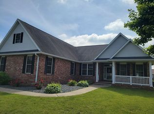 312 Cherry Cir, Williamsville, IL 62693