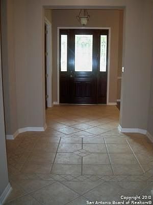 2nd image of 2501 Melville Ln