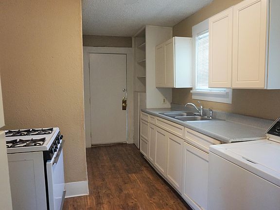4th image of 2307 Avenue H