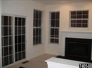 270 Bruaw Dr, York, PA 17406