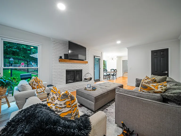 6616 Valley Dr — Photo 30