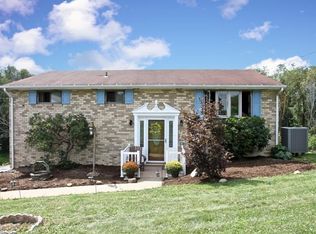 349 Cecil Henderson Rd, Canonsburg, PA 15317