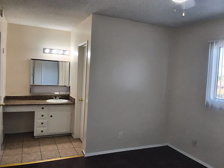 109 Almansor St — Photo 34