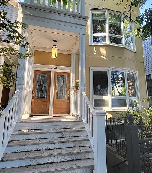 1343 W Nelson St #G — Photo 13