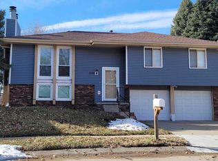 2208 N 128th Cir, Omaha, NE 68164