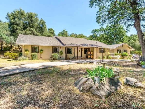 15602 Bev Barron Rd, Sonora, CA 95370
