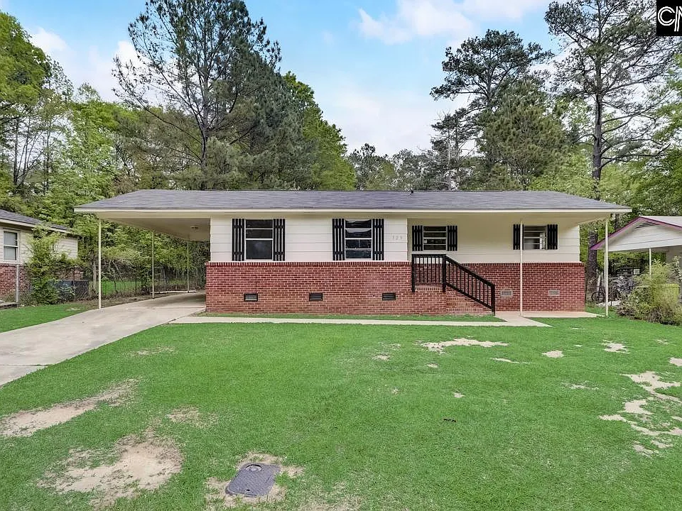 329 Saddlefield Rd