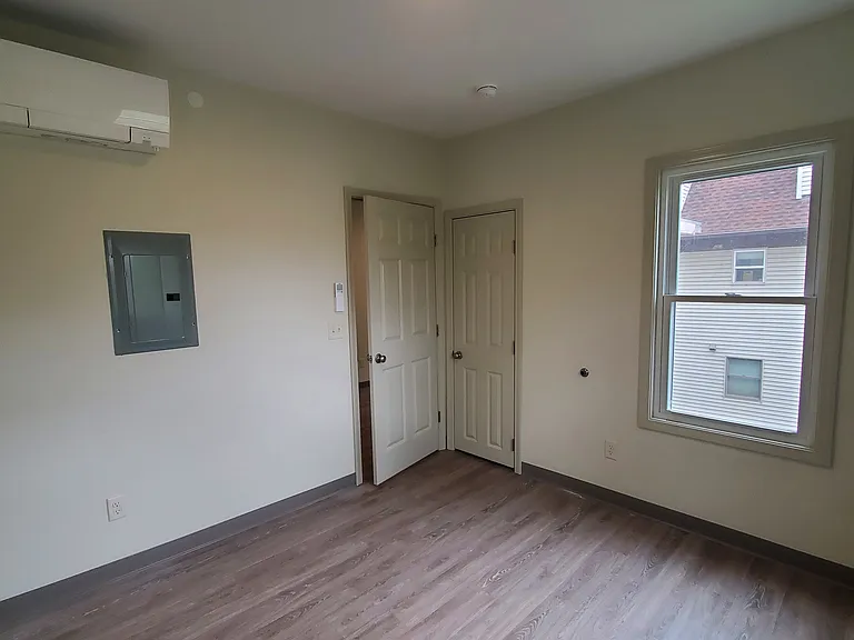 45 Main St #1-R — Photo 16