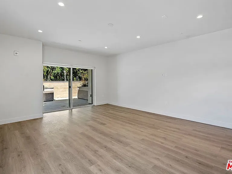 2336 Westwood Blvd #213 — Photo 8