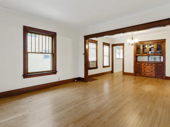 14 South Jackson STREET, Elkhorn, WI 53121