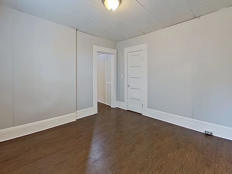 Palm Avenue Triplex — Photo 9