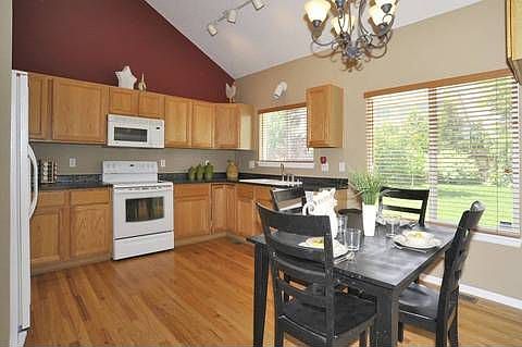 9717autumnwoodplaceMLSHID677285ROOMkitchendin