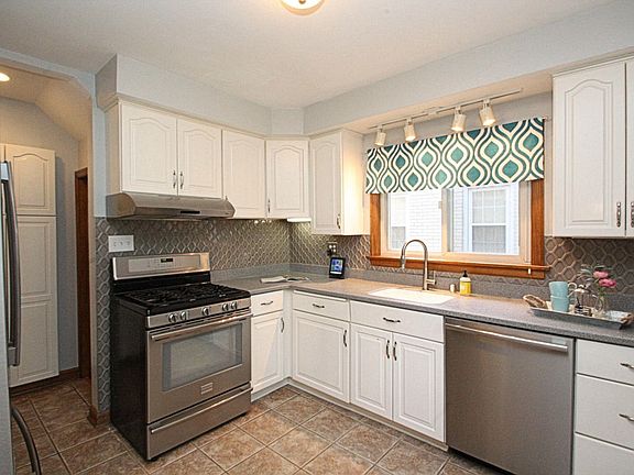 2nd image of 2462 N 86th St