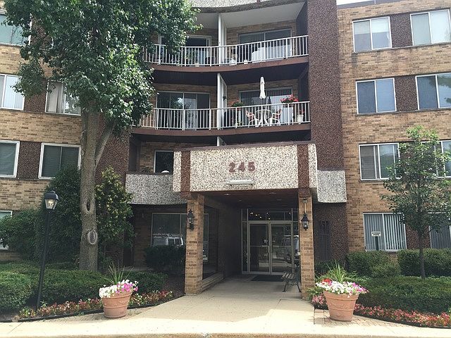 1st image of 245 S Park Ln Unit 402