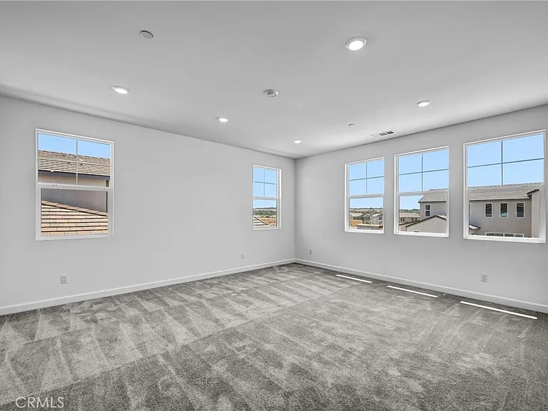 5538 Alethea Way — Photo 15