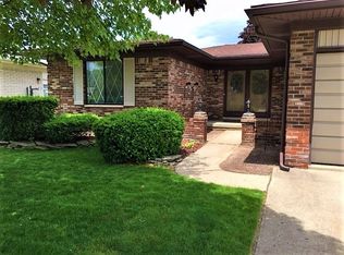 44666 Crestmont Dr, Canton, MI 48187