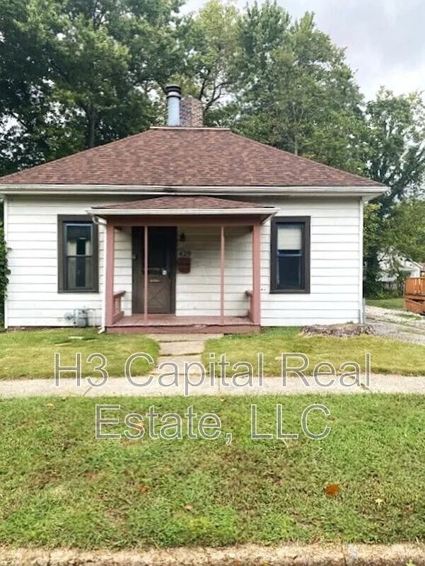 429 Aldrup St photo 1