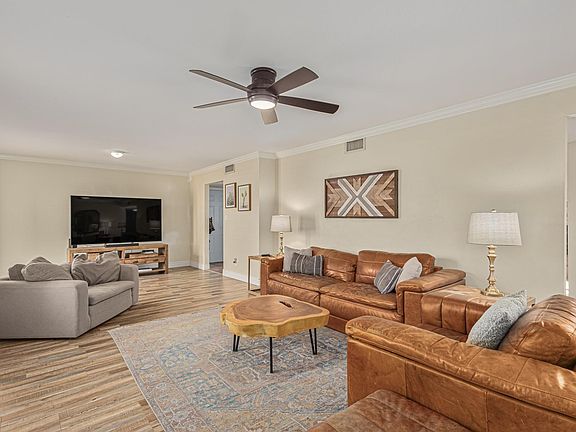 4th image of 3762 E Desert Cove Ave