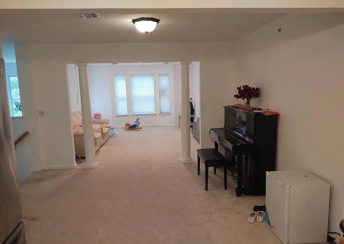 Building Photo - 202 Pinelli Dr #202