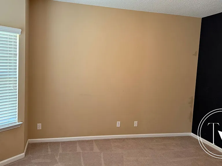 639 Red Oak Ln — Photo 6