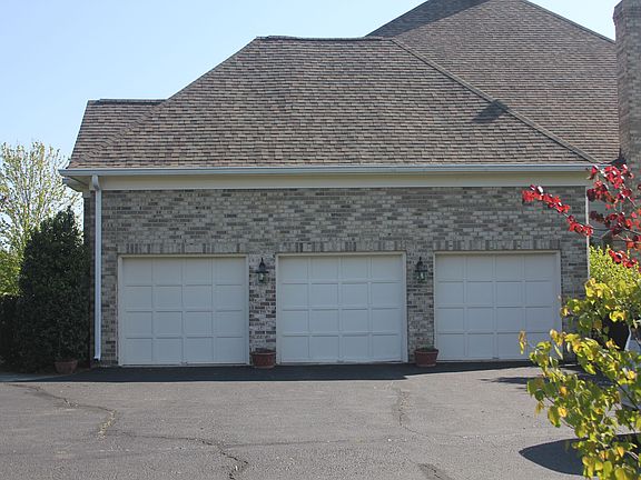 Three car garage