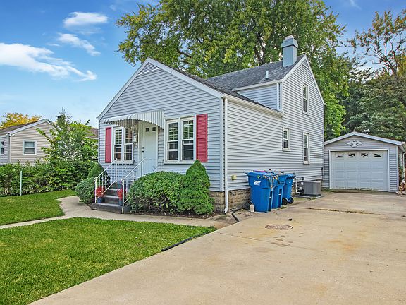 3rd image of 117 Bernard St