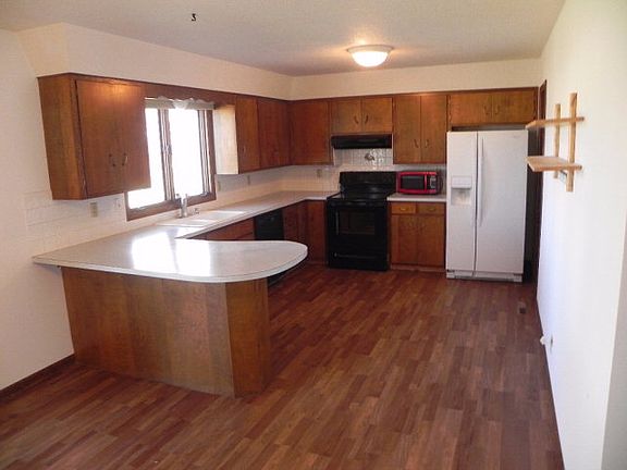 2nd image of 1332 Sherman Pl